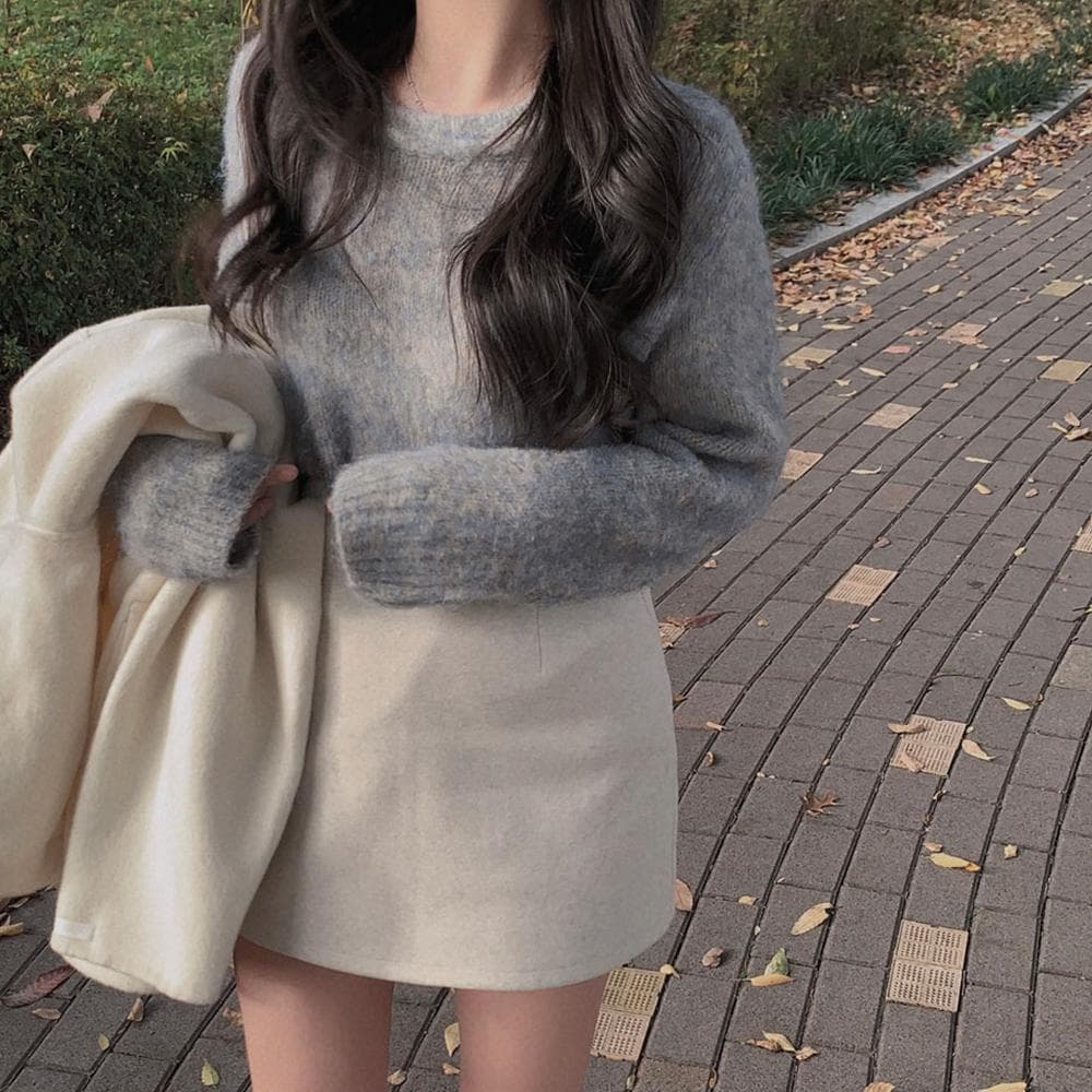 보송보송한 촉감, 포근 모헤어 보카시 라운드 루즈핏 니트