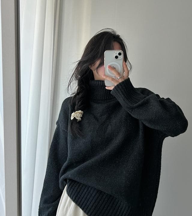 목폴라 오버핏 포근 데일리 폴라 니트티_몽그라미