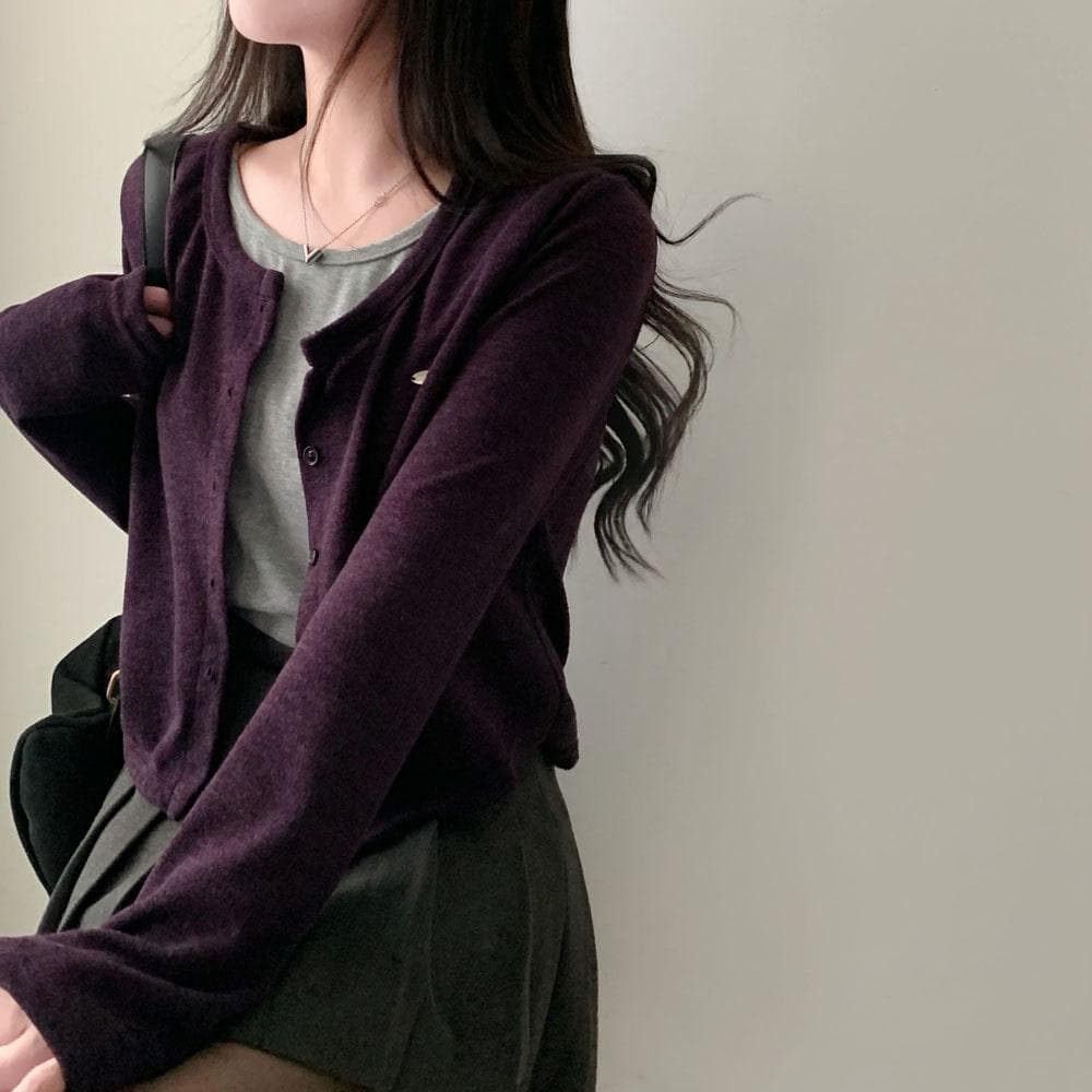 포도맛 배색 일체형 부클 레이어드 니트 부클 루즈핏 세미크롭 가디건