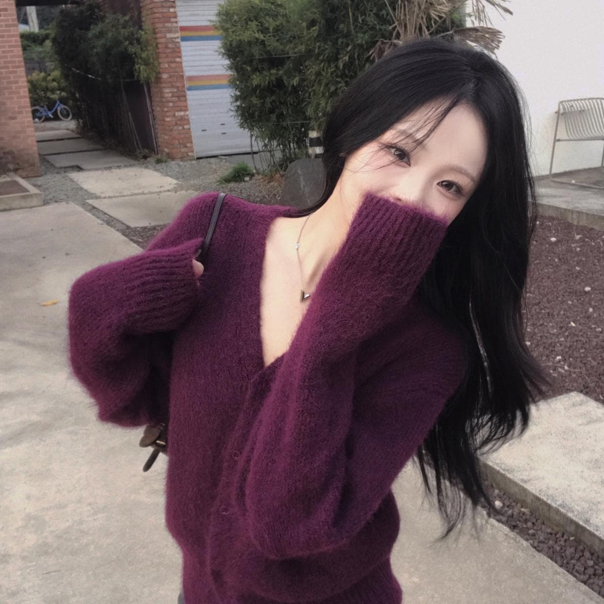폭닥한 두께감으로 겨울까지,워너비 울 헤어리 브이넥 세미크롭 여유핏 가디건