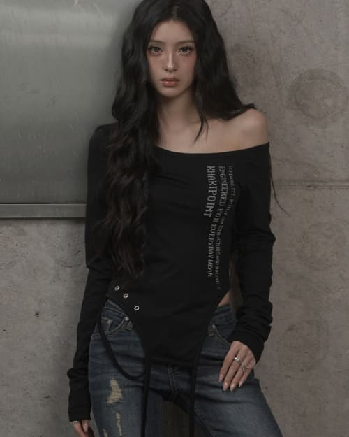 Extended Strap Top (black)