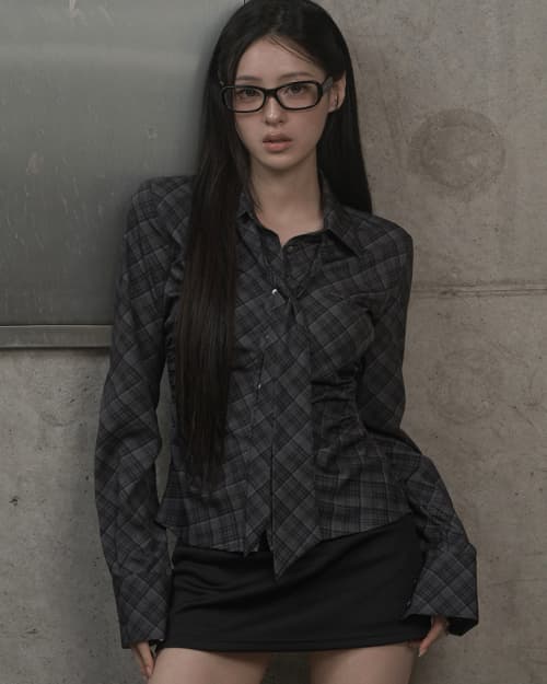 Plaid Tie Shirt (black)