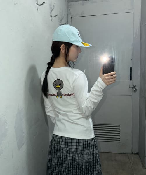 안녕자두야X탄산 앉은 꼬꼬 롱슬리브 (화이트)