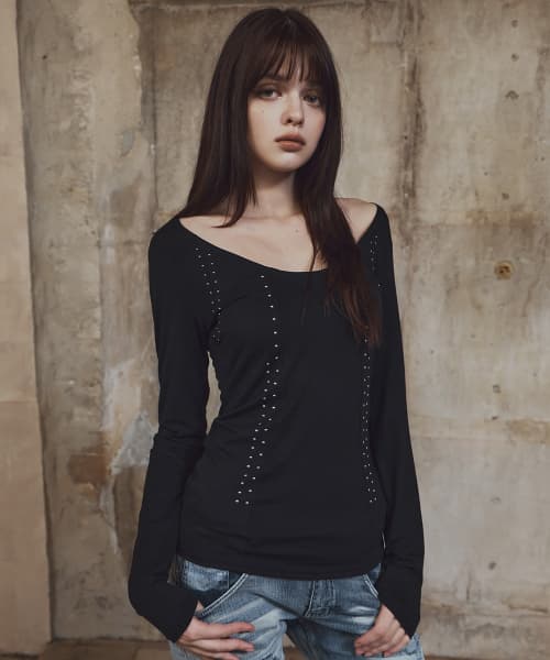 Vega Stud Long Sleeve Top (Black)