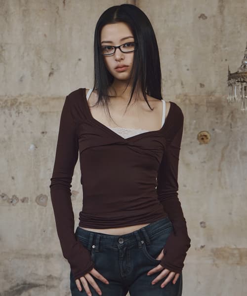 Marin Strap Shirring Long Sleeve Top (Plum)