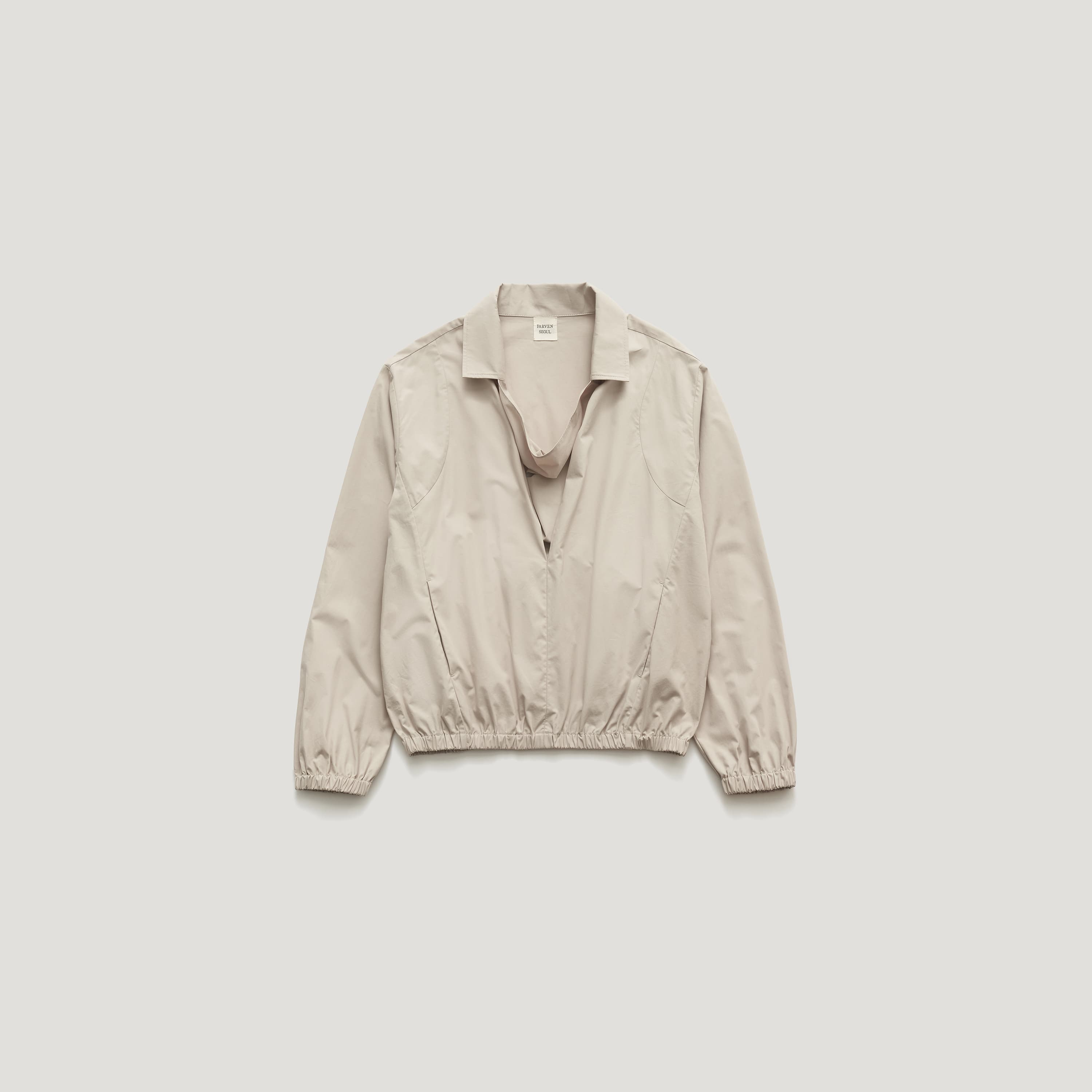 [7th reorder 9/2 AM10:45 open] ORVE HALF DRAPED-COLLAR COTTON BLOUSE_MUSHROOM BEIGE