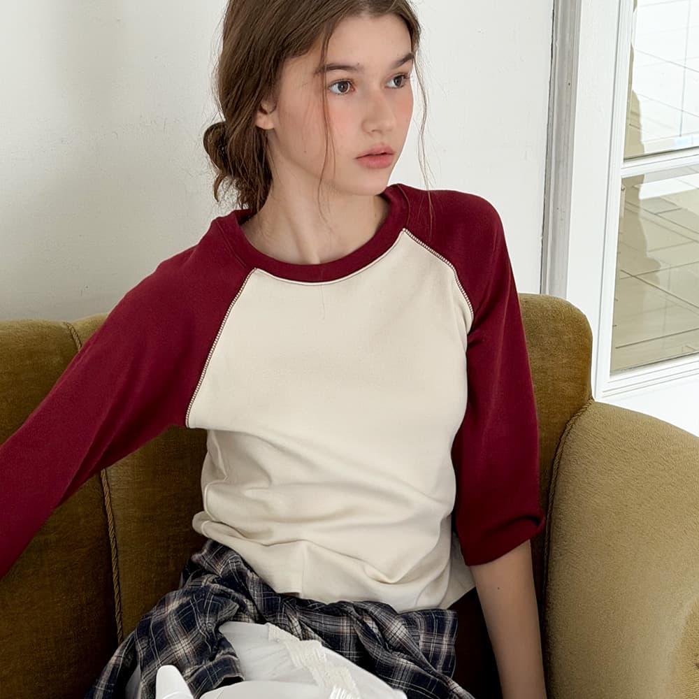 SOFT RAGLAN T-SHIRT - RED