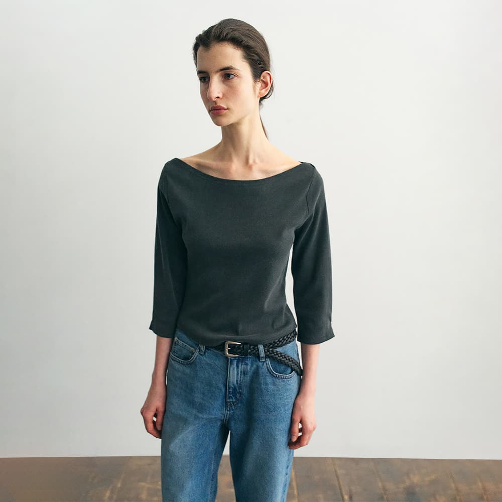 Moss Boat Neck Tee_Charcoal