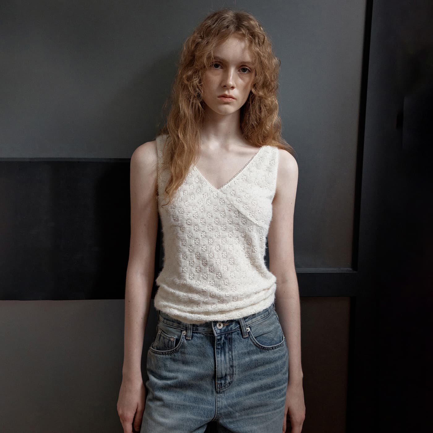 [6차/예약배송] Blossom lace sleeveless (ivory)