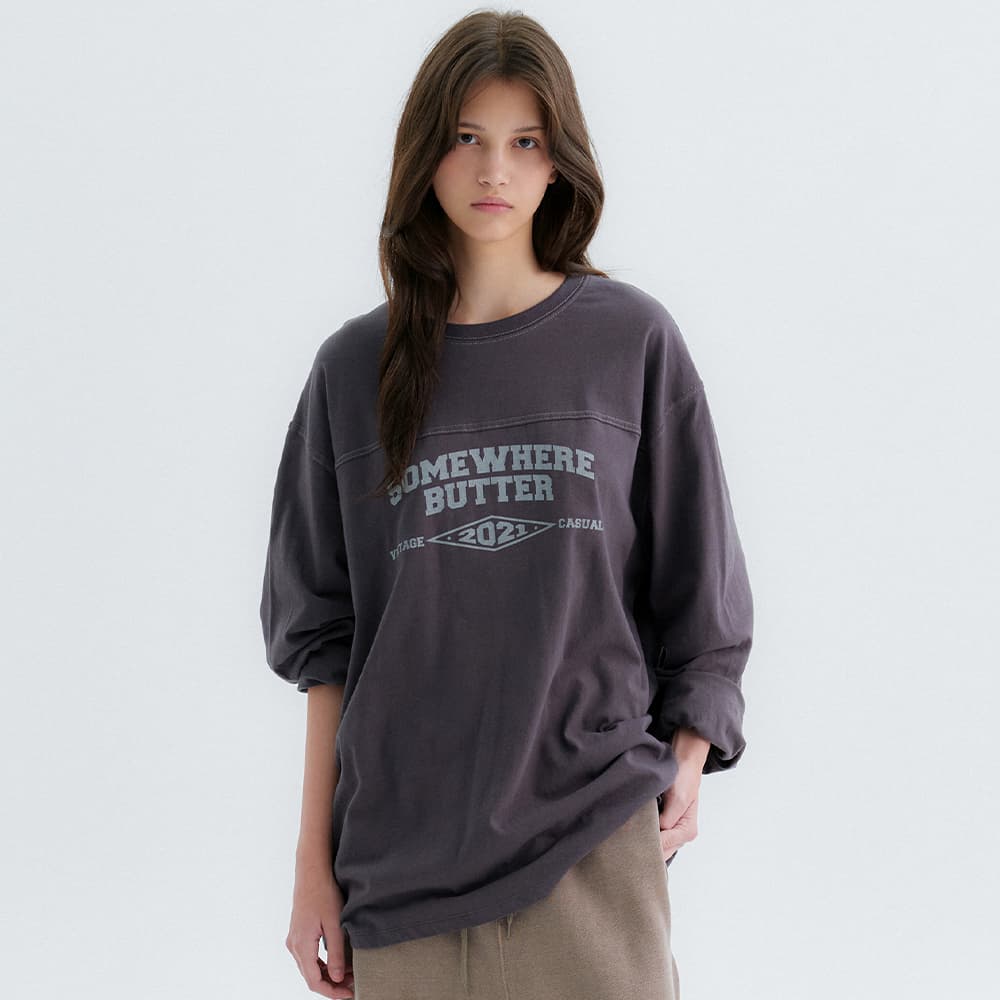 [4th] Long Stitch Square Logo Top - Charcoal