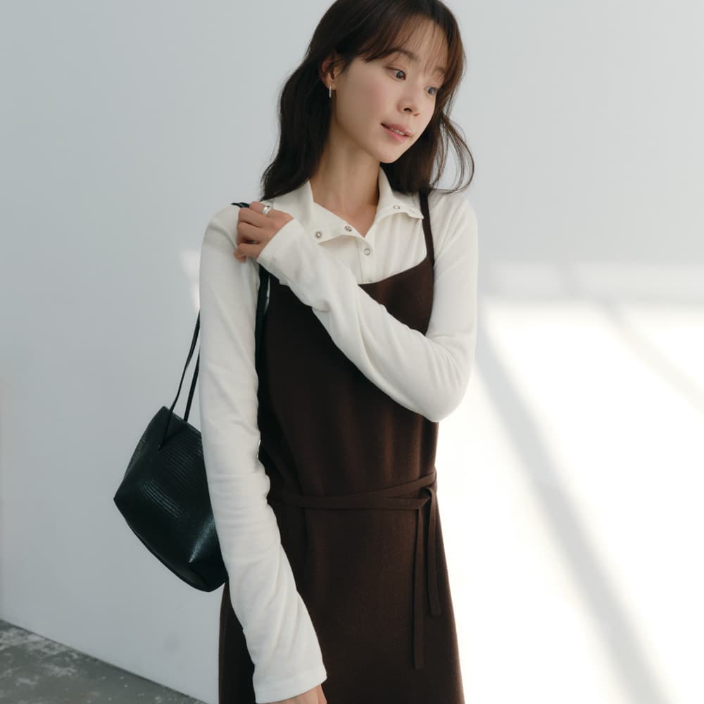 [29EDITION X 이주미] Demi High Neck Button T-shirt (Ivory)