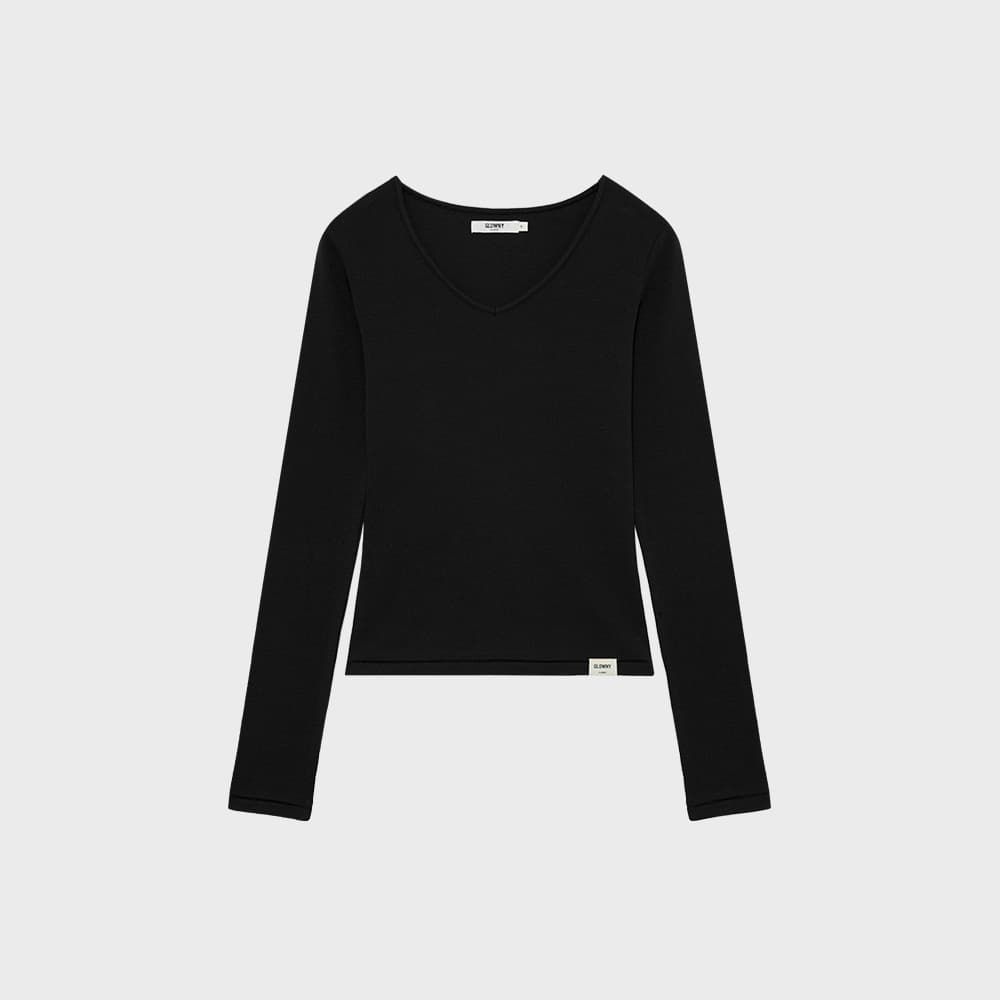 G CHARM V-NECK LONG SLEEVE (BLACK)