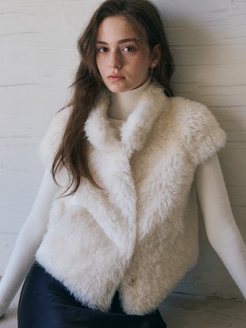 Evia Fur Vest