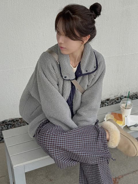 [드로우핏우먼 X 알로하] 리버시블 다우니 플리스 자켓 [3COLORS]