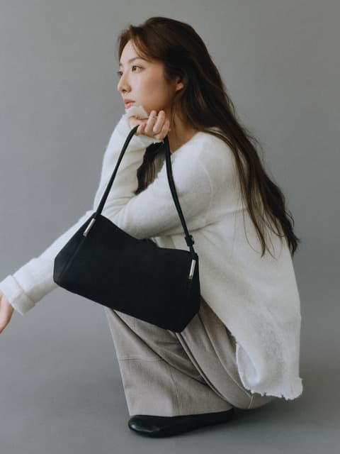 [단독] MARRON DEMI BAG (NUBUCK BLACK)