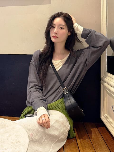 [가을 버전] 딥 V넥 니트 NEK6AP843